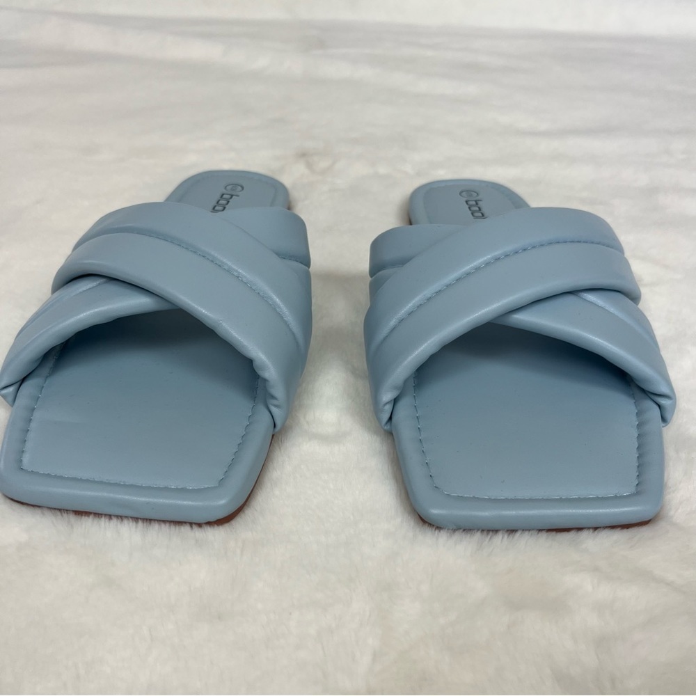 NWT BOOHOO WIDE WIDTH PADDED CRISS STRAP SLIDE SANDALS IN PASTEL BLUE SIZE 6 - Picture 6 of 15